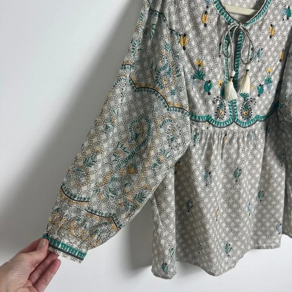 Lucky Brand Large Evelyn Embroidered Peasant Bohemian Tassel Balloon Sleeve Top - Picture 9 of 12